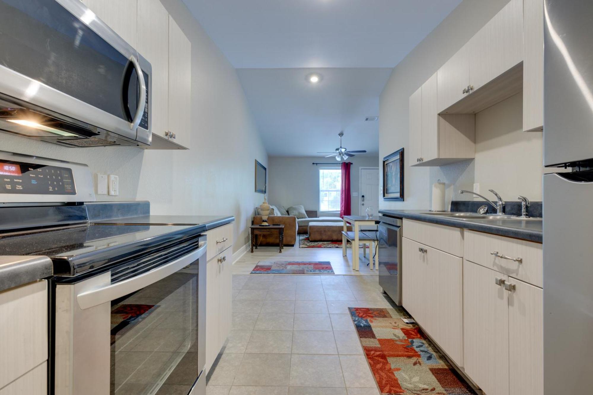 Dog-Friendly Pensacola Duplex About 7 Mi To Downtown Appartement Buitenkant foto