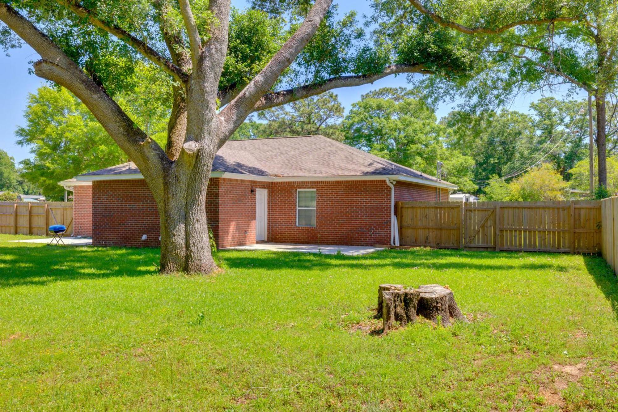 Dog-Friendly Pensacola Duplex About 7 Mi To Downtown Appartement Buitenkant foto